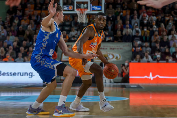 而且还成功 而且还成功