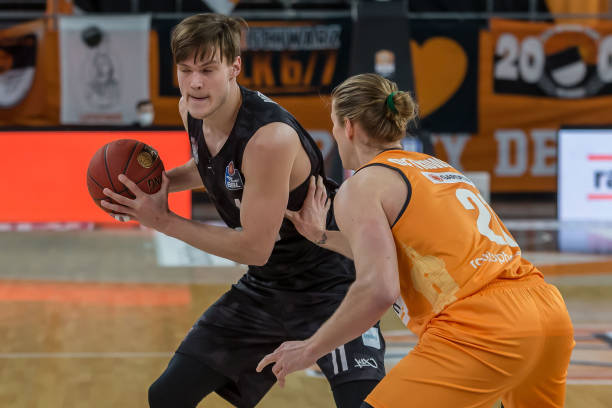 尼的调教下 尼的调教下